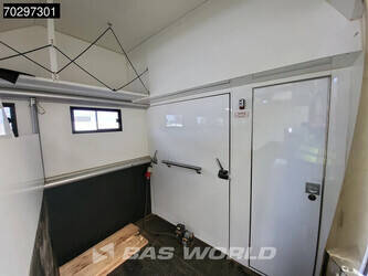 2016-mercedes-benz-actros-2551-1328676-45133332