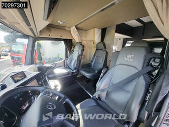 2016-mercedes-benz-actros-2551-1328676-45133394