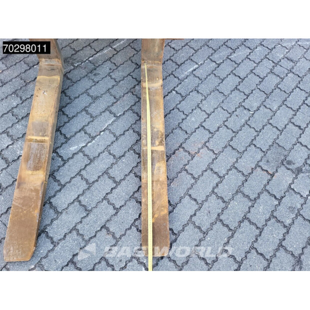 2017 YANMAR V120-45133722