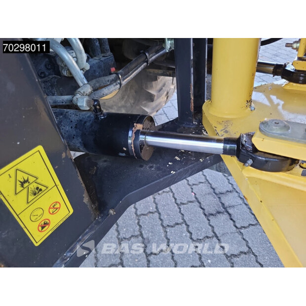 2017 YANMAR V120-45133758