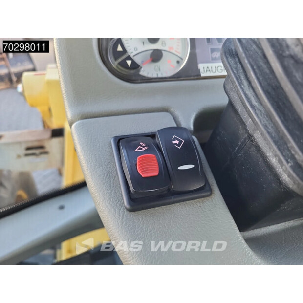 2017 YANMAR V120-45133771