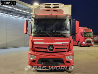 2016-mercedes-benz-antos-1830-1384477-45133854