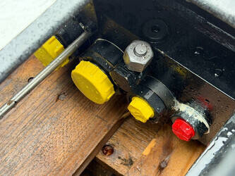 2017-oilquick-sw2007-08-45133944