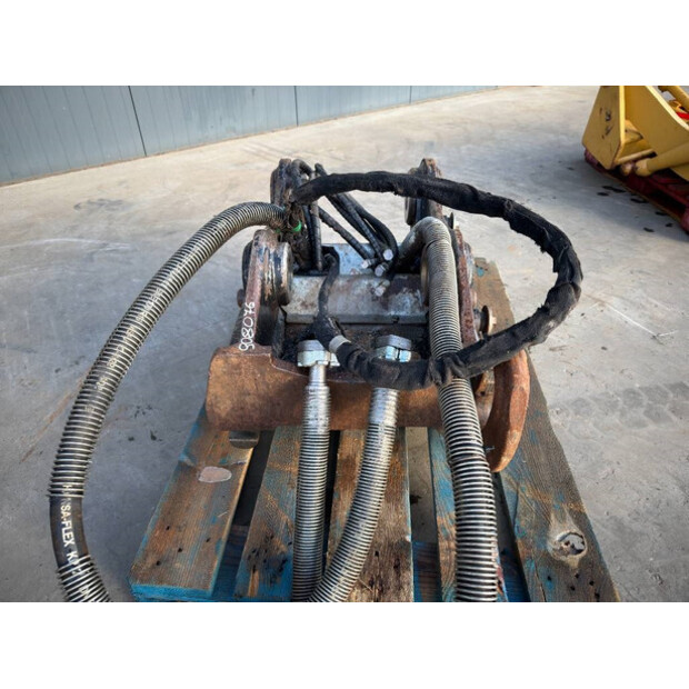 2017 OilQuick SW2007/08-45133988