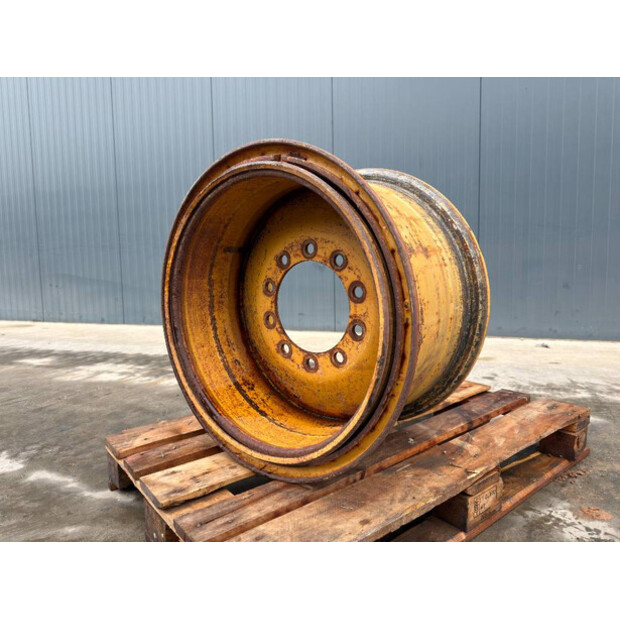 كاتربيلر 17.5R25-45134236