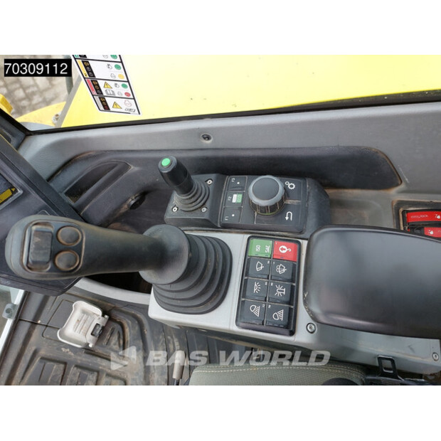 2021 واكر نيوسون EZ80-45134492