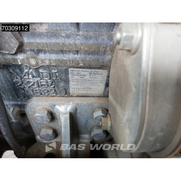 2021 واكر نيوسون EZ80-45134498