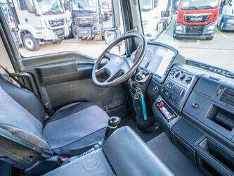 2006-man-tga-41-430-1409519-45135004