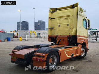 2015-mercedes-benz-actros-1842-1409524-45135455