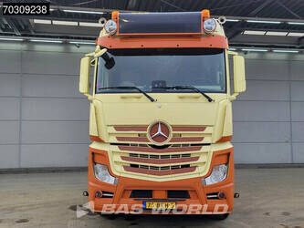 2015-mercedes-benz-actros-1842-1409524-45135456