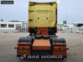 2015-mercedes-benz-actros-1842-1409524-45135460