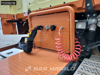 2015-mercedes-benz-actros-1842-1409524-45135462