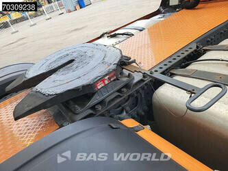 2015-mercedes-benz-actros-1842-1409524-45135466