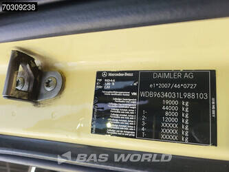 2015-mercedes-benz-actros-1842-1409524-45135482