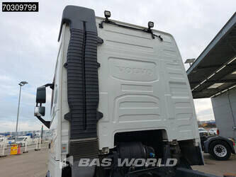 2015-volvo-fh-460-1409526-45135545