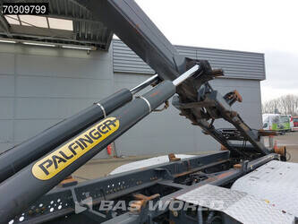 2015-volvo-fh-460-1409526-45135547