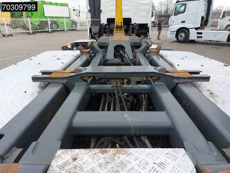 2015-volvo-fh-460-1409526-45135549