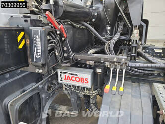 2020-mercedes-benz-actros-2633-45135701