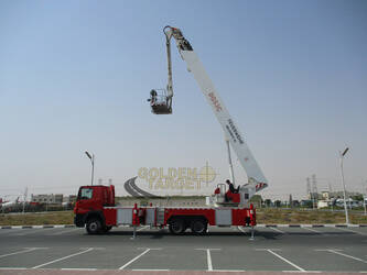 2012-mercedes-benz-actros-3332-1409593-45139316