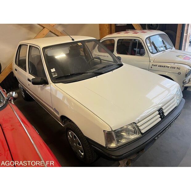 1992 Peugeot 205-45149081