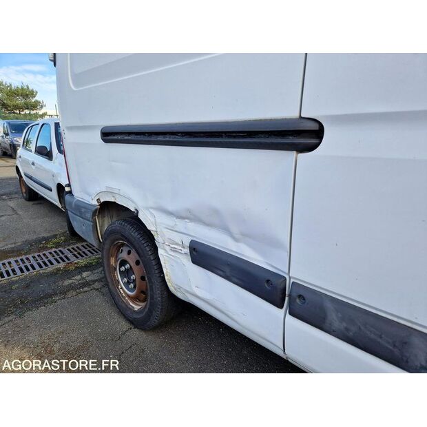 2005 رينو Master-45149104