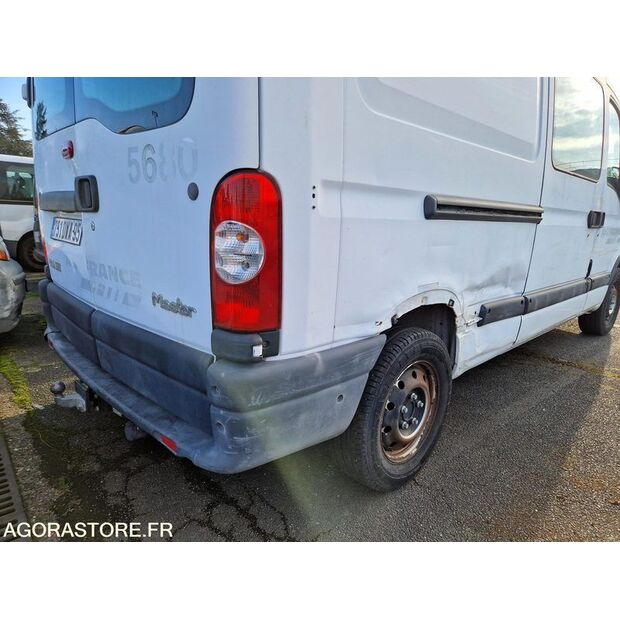 2005 رينو Master-45149107