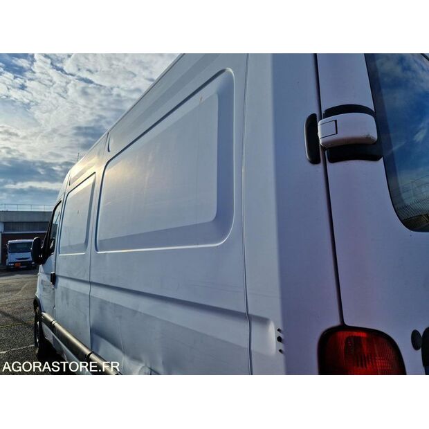 2005 رينو Master-45149117