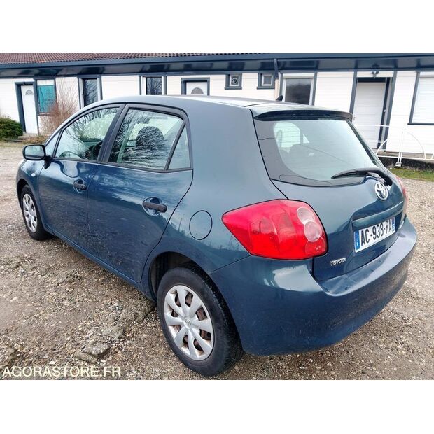 2009 تويوتا AURIS-45149208