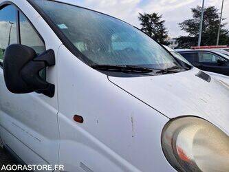 2006-renault-trafic-1409619-45149232