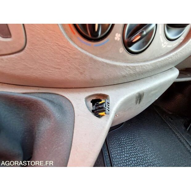 2006 Renault Trafic-45149259