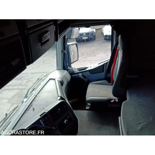 2016 Renault C-45149282