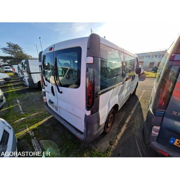 2005 رينو Trafic-45149320