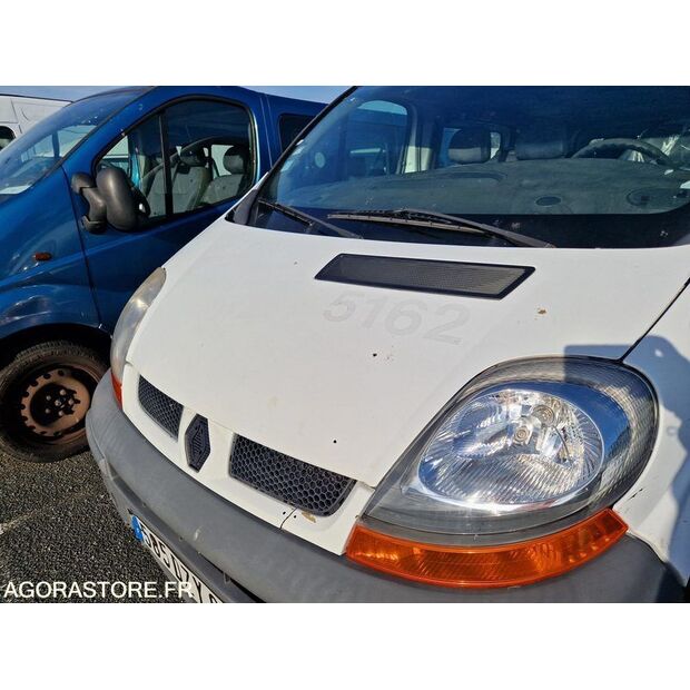 2005 رينو Trafic-45149322
