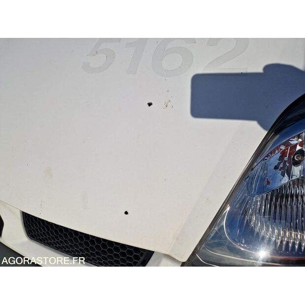 2005 رينو Trafic-45149324