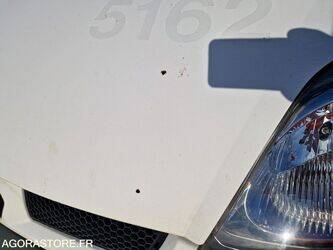 2005-renault-trafic-1409623-45149324