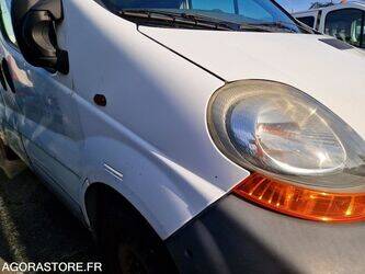 2005-renault-trafic-1409623-45149328