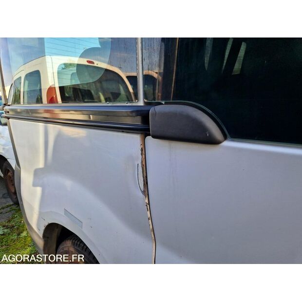 2005 رينو Trafic-45149335