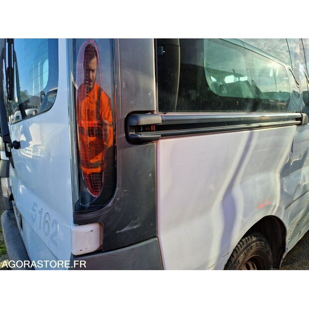 2005 رينو Trafic-45149336