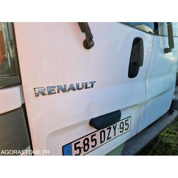 2005 رينو Trafic-45149342