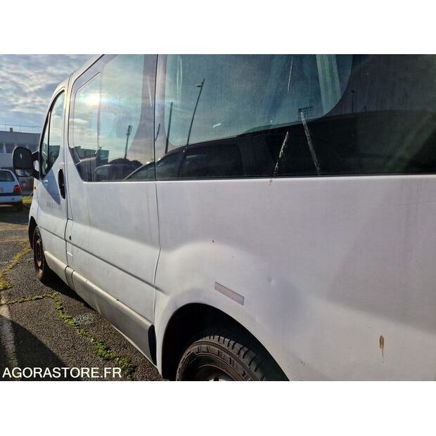 2005 رينو Trafic-45149345