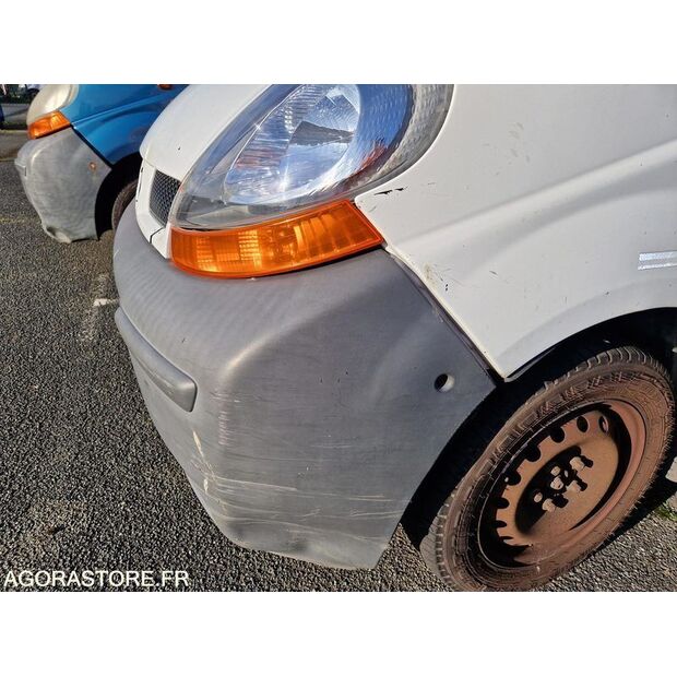 2005 رينو Trafic-45149360