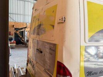 2004-mercedes-benz-sprinter-1409628-45149469