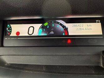 2011-renault-megane-1409638-45149559