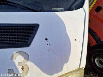 2006-renault-trafic-1409640-45149575