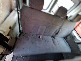 2006-renault-trafic-1409640-45149587