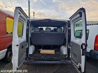 2006-renault-trafic-1409640-45149596