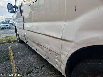 2006-renault-trafic-1409640-45149605