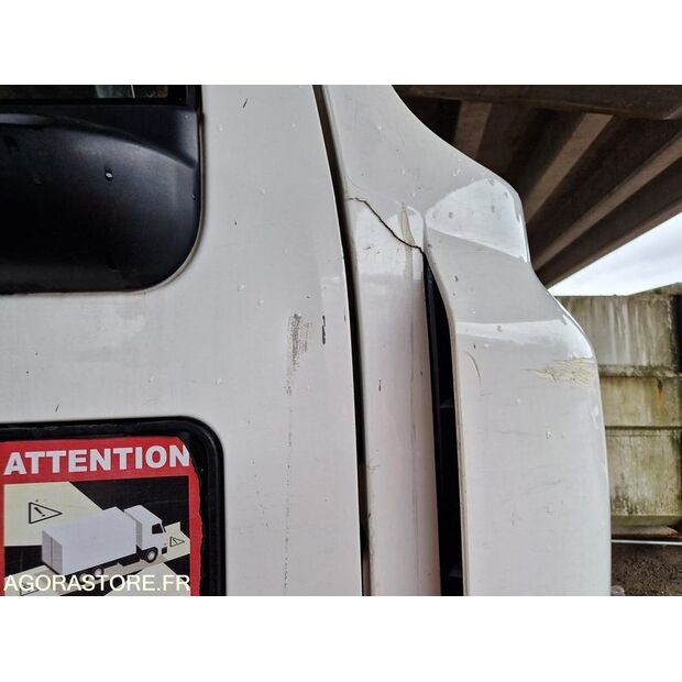 2018 Renault D WIDE-45149628