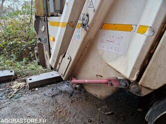 2018-renault-d-wide-1409642-45149651