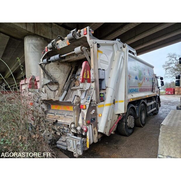 2018 Renault D WIDE-45149656